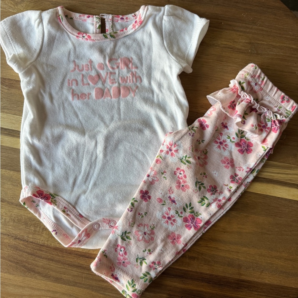 Pink Ruffle Bottom Daddy’s Girl Baby Outfit